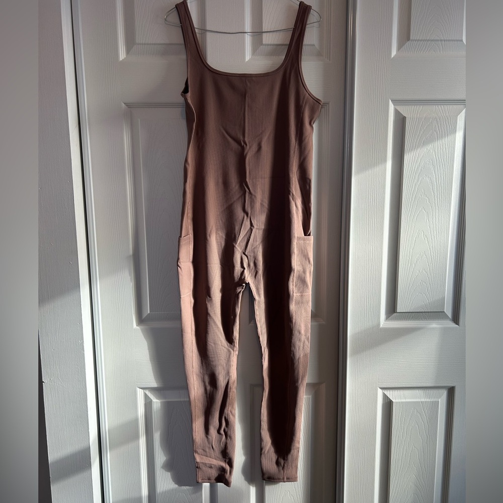 Women’s Maternity Athletic Ribbed Jumpsuit for Yoga with Pockets